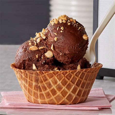 Waffle Cone Ice Cream Bowls: Your Summer Treat