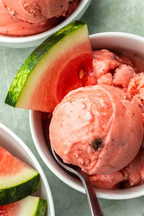 Watermelon Sorbet in Ice Cream Maker: Dive into a Refreshing Summer Treat