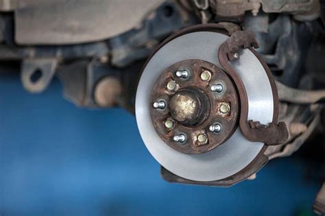 Wheel Bearing Noise When Braking: Everything You Need to Know