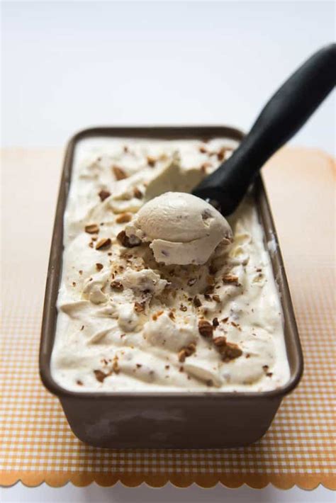 almond ice cream recipe