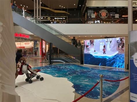 augmented reality shopping mall, 13 killer augmented reality installations in shopping malls around the