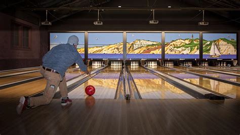 barn bowling