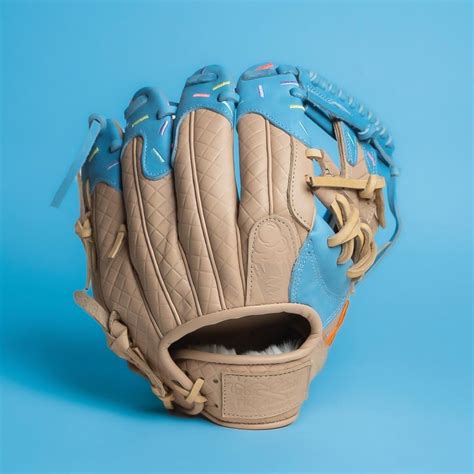 baseball ice cream glove