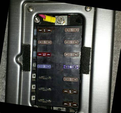 bass boat fuse box 