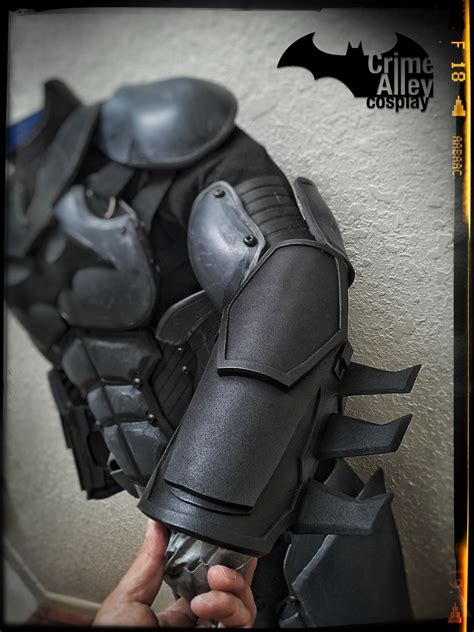 batman cosplay gauntlets