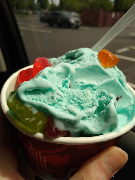 blue cotton candy ice cream