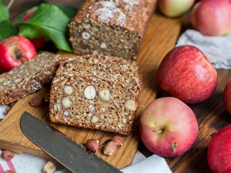 bröd med äpple