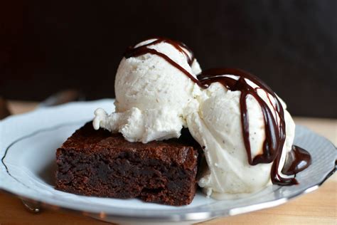 brownies and ice cream