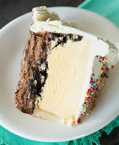 calories in an ice cream cake