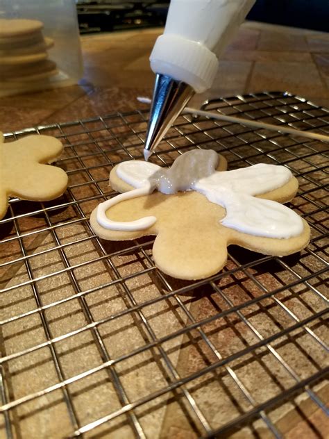 can i make royal icing in advance