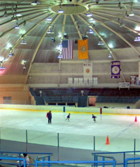 cantiague park ice skating rink