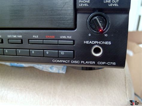 cd player with shuffle feature, Sony 5 disc cd player model # cdp ce375. shuffle play available. Boombox fm sylvania boom