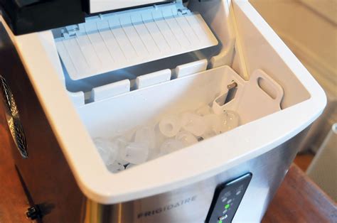clean frigidaire countertop ice maker