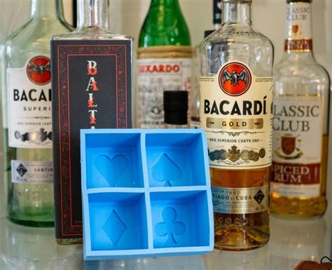 cocktail ice cube tray