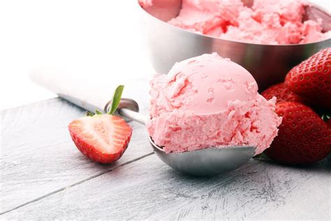 cuisinart strawberry ice cream
