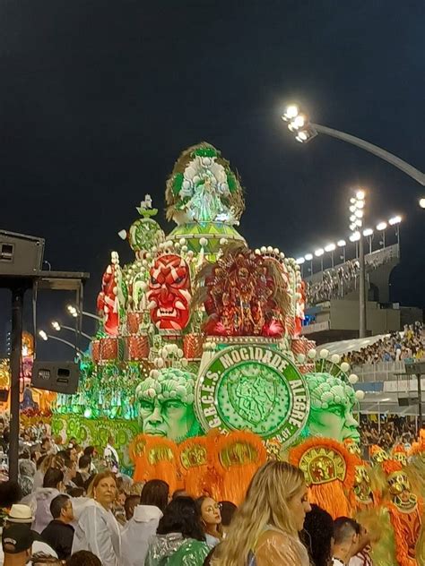 escolas favoritas carnaval 2024