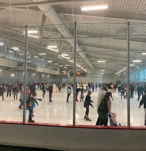 evansville ice skating