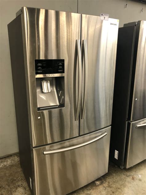 extra large refrigerator freezer combo with ice maker