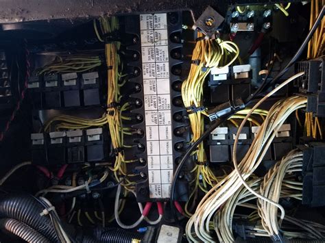 freightliner classic fuse panel diagram 