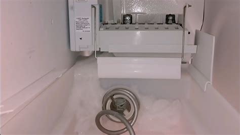 frigidaire ice maker leaking water
