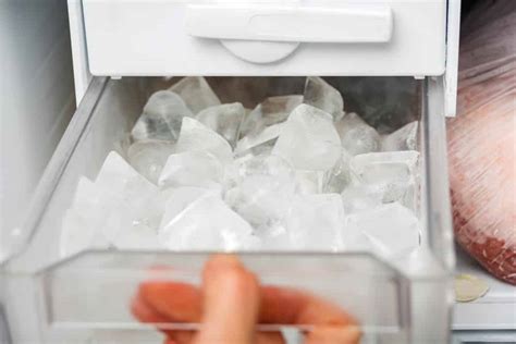 frigidaire ice maker only makes crushed ice