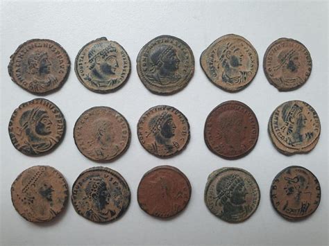 gamla mynt i rom