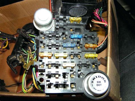 gm truck fuse box 