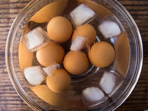 how long to ice bath boiled eggs