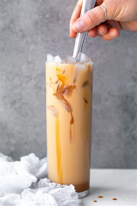 how to make a caramel iced coffee at home