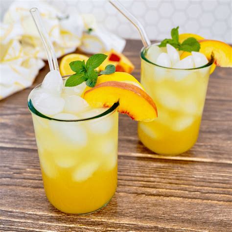 how to make iced peach green tea lemonade