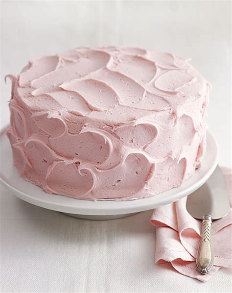 how to make pink buttercream icing