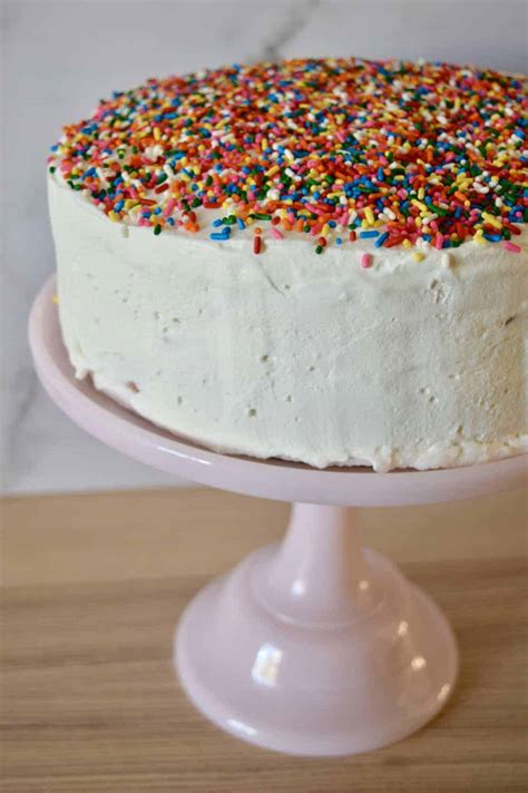 how to serve ice cream cake