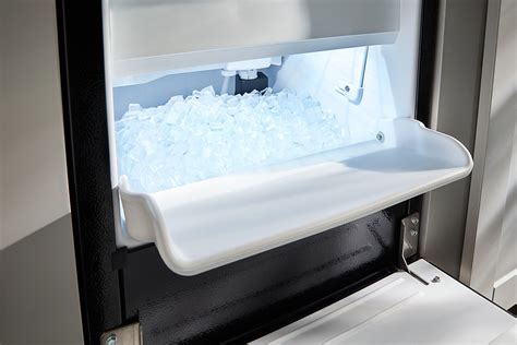 how to turn on kitchenaid ice maker