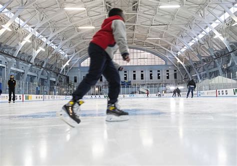hunt armory seasonal ice rink