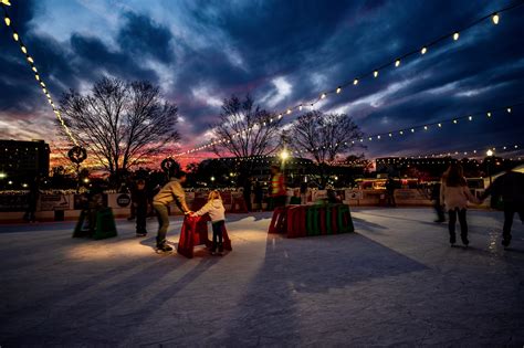 huntsville ice skating