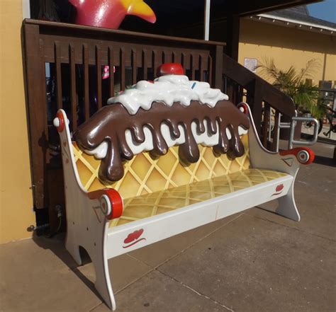 ice cream bench