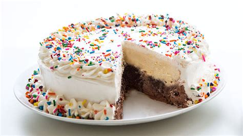 ice cream cake calories