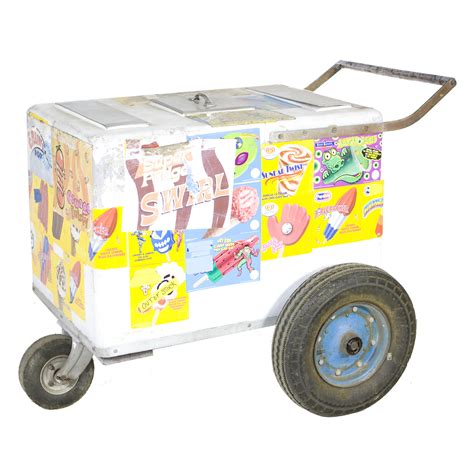 ice cream pushcart