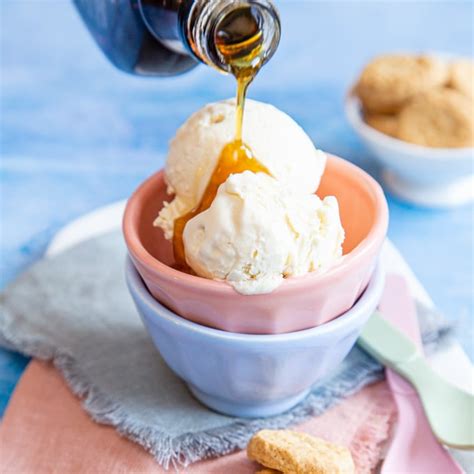 ice cream with maple syrup