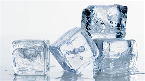 ice cubes large