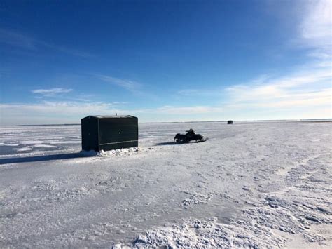 ice fishing resorts lake winnibigoshish