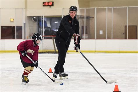 ice hockey coaching jobs