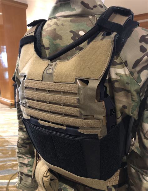 ice plate carrier