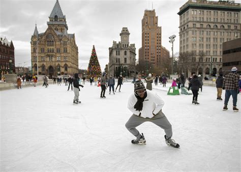 ice skating clinton square