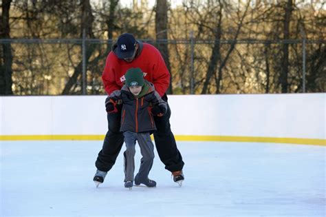 ice skating clove lakes