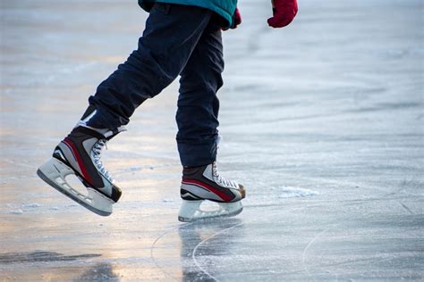 ice skating lake geneva