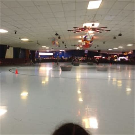 ice skating rink in crofton md