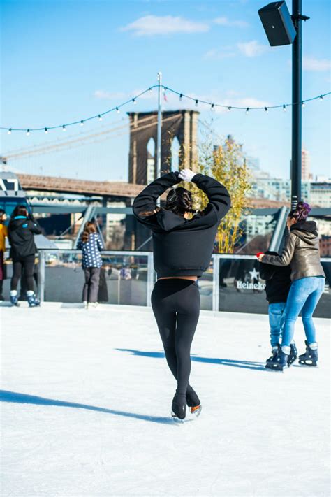 ice skating under brooklyn bridge