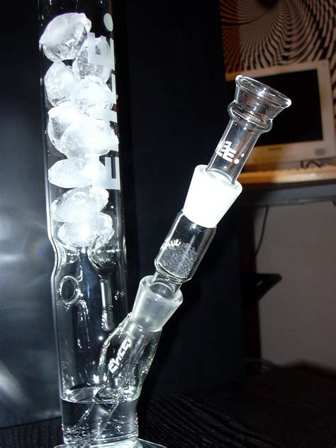 ice smoking pipe
