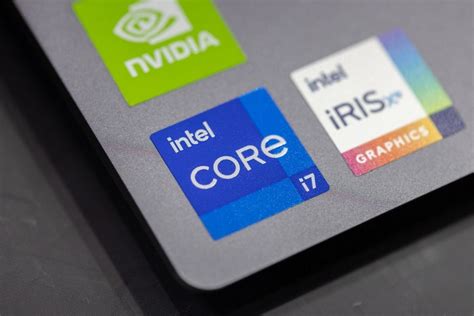 intel iris xe graphics vs 1650, Intel iris pro graphics benchmark